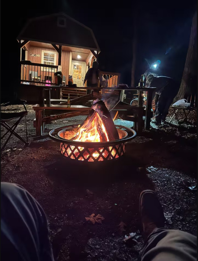 Bear Cabin loft and seating area