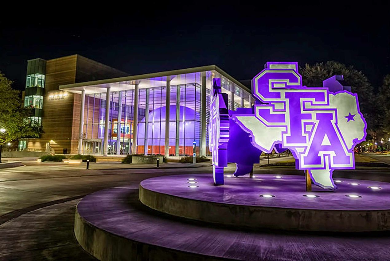 Stay near SFA in Nacogdoches Texas